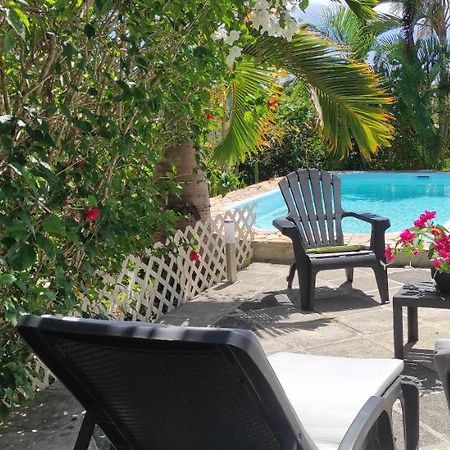 Bungalow Tout Confort Avec Piscine Partagee A 5 Mn De La Mer Saint-Francois  Εξωτερικό φωτογραφία
