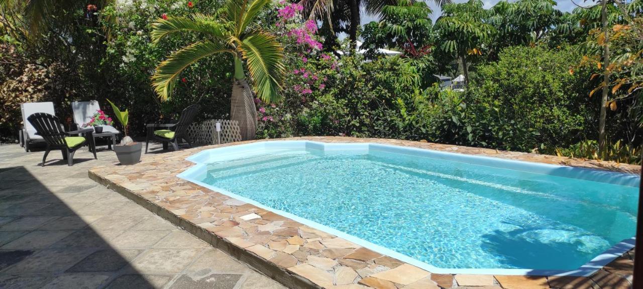 Bungalow Tout Confort Avec Piscine Partagee A 5 Mn De La Mer Saint-Francois  Εξωτερικό φωτογραφία